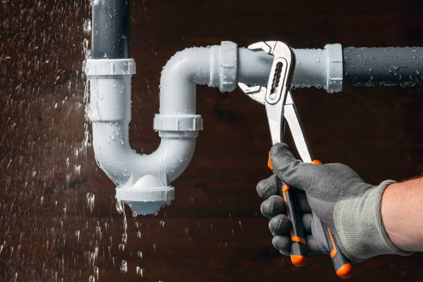 Professional Leak Detection technician working in Rensselaer, IN